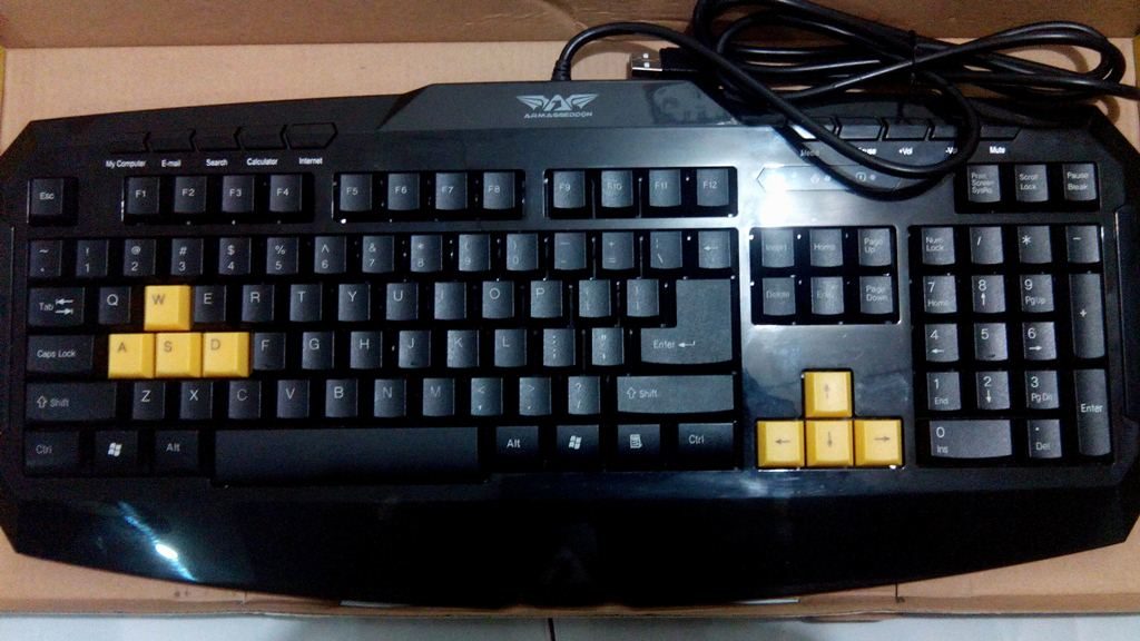 Review Armageddon AK-300 Multimedia Gaming Keyboard 